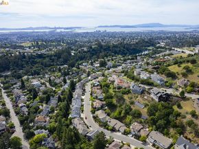 6109 Fairlane Dr, Oakland CA 94611