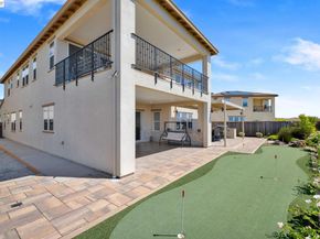 128 Dunfirth Ct, Hayward CA 94542