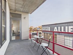 288 3Rd St 505, Oakland CA 94607