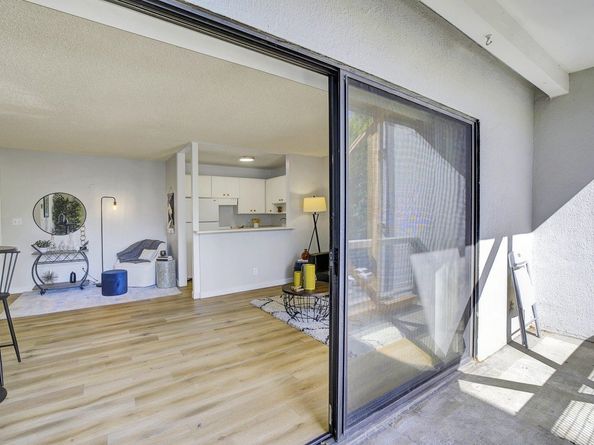 3 Admiral Dr F370, Emeryville CA 94608