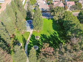 337 Trenton Cir, Pleasanton CA 94566