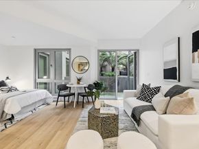 1075 Market Street 208, San Francisco CA 94103