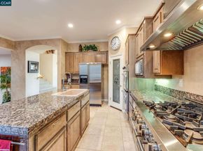 1105 Peacock Creek Drive, Clayton CA 94517