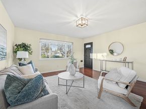 4214 Wells St, Pleasanton CA 94566