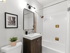 2601 College Ave 203, Berkeley CA 94704