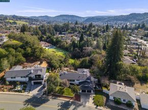 89 Greenfield Dr, Moraga CA 94556