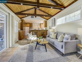 1375 El Curtola Blvd, Lafayette CA 94549