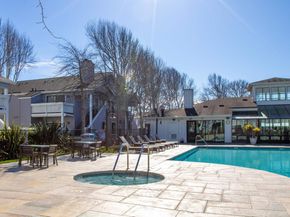 22 Schooner Ct, Richmond CA 94804