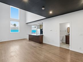 1004 9th Ave, Oakland CA 94606