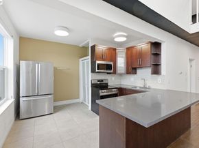 1004 9th Ave, Oakland CA 94606