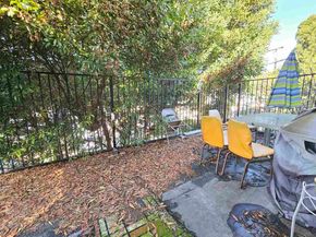 2443 Grande Vista Ave, Oakland CA 94601