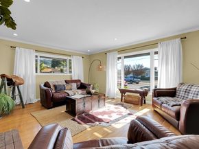 890 Linwood Way, San Leandro CA 94577