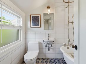 1564 Sacramento St, Berkeley CA 94702