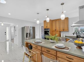 350 Elysian Fields Dr, Oakland CA 94605