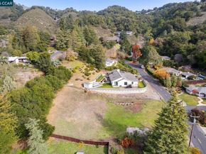 1183 Glen Rd, Lafayette CA 94549