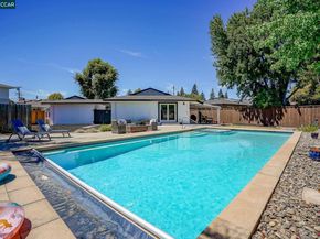 69 Fordham Ct, Pleasant Hill CA 94523