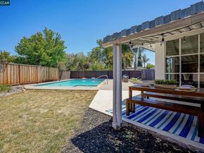 69 Fordham Ct, Pleasant Hill CA 94523