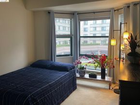 989 Webster St 450, Oakland CA 94607