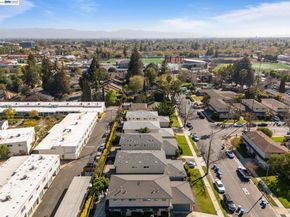 19423-19425 Greenwood Dr, Cupertino CA 95014