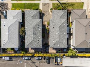 19423-19425 Greenwood Dr, Cupertino CA 95014