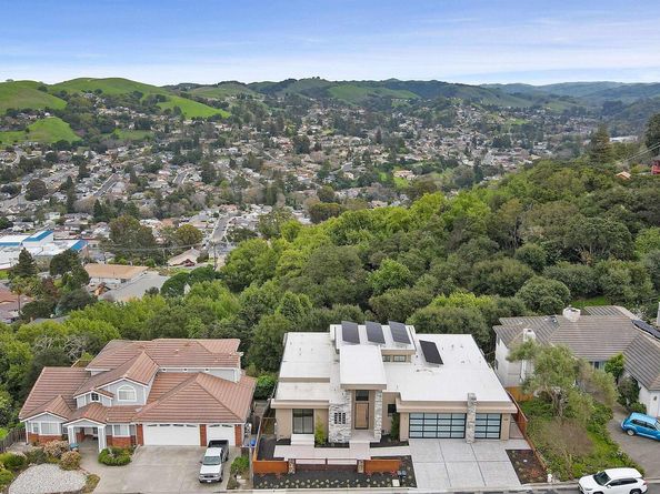 8 North Rancho Ct., Pinole CA 94803