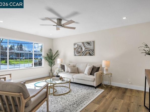 34 Midhill Rd, Martinez CA 94553