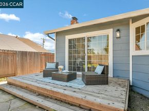 34 Midhill Rd, Martinez CA 94553