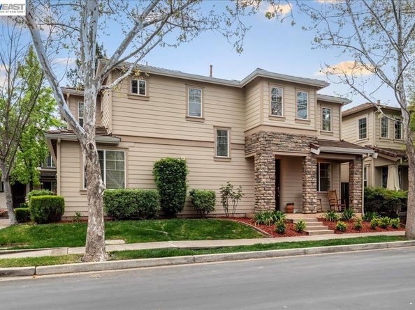107 Limestone Cmn, Livermore CA 94550