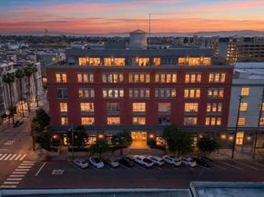 201 4Th St 601, Oakland CA 94607