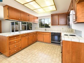 4130 Storey Ln, Concord CA 94518