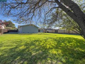 4130 Storey Ln, Concord CA 94518