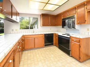 4130 Storey Ln, Concord CA 94518