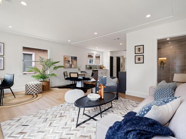 1004 39Th St, Oakland CA 94608