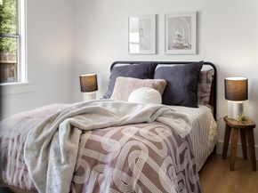 1004 39Th St, Oakland CA 94608