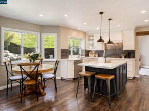 92 Hillview Dr, Danville CA 94506