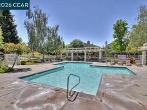 92 Hillview Dr, Danville CA 94506