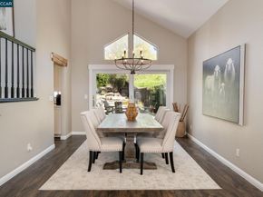 92 Hillview Dr, Danville CA 94506