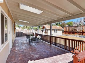 320 Monmouth Dr, Milpitas CA 95035