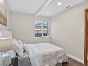 320 Monmouth Dr, Milpitas CA 95035