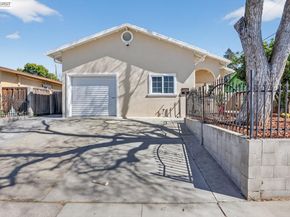 320 Monmouth Dr, Milpitas CA 95035