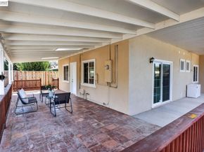 320 Monmouth Dr, Milpitas CA 95035