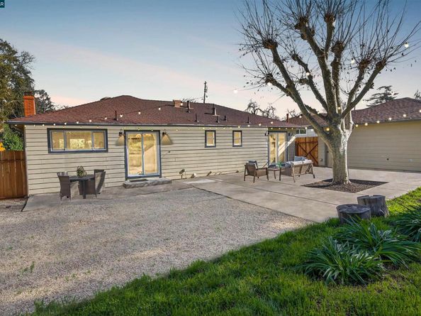 2481 Casa Way, Walnut Creek CA 94597