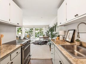 695 Mariposa 203, Oakland CA 94610