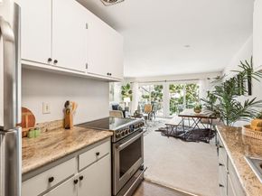 695 Mariposa 203, Oakland CA 94610