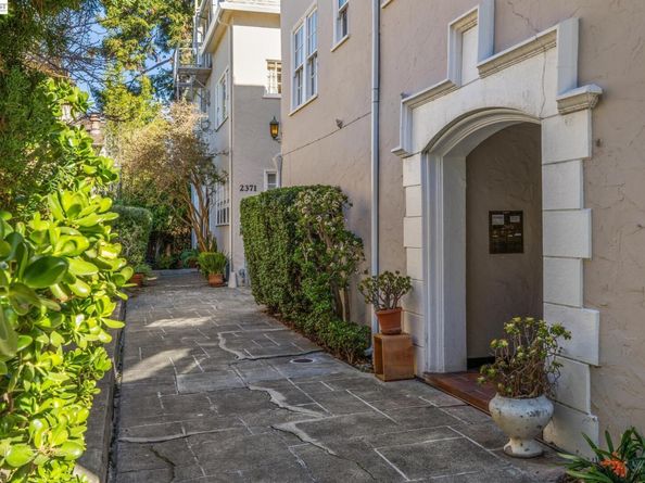 2365 Virginia Street 2, Berkeley CA 94709