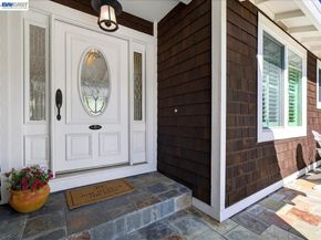 976 Richard Ln, Danville CA 94526