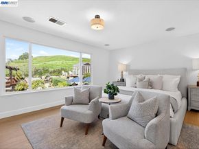 976 Richard Ln, Danville CA 94526