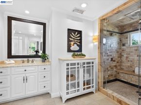 976 Richard Ln, Danville CA 94526