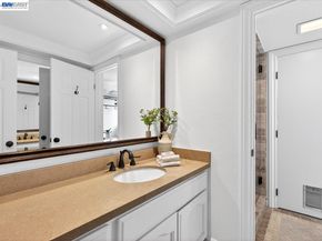 976 Richard Ln, Danville CA 94526