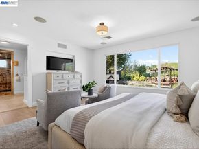 976 Richard Ln, Danville CA 94526